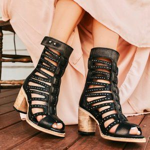 Freebird Lotus - Black